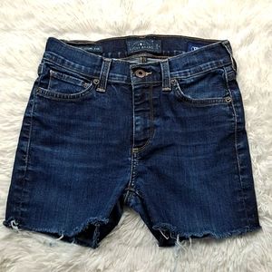 Gently Worn! Lucky Brand Raw Edge Short Sz 2/26